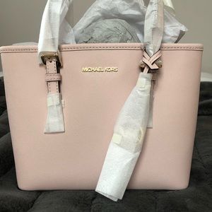 New Michael Kors Jet Set Travel in Powder Blush